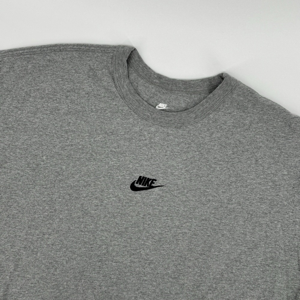 Nike Center Swoosh Heavy T-Shirt‎ Gray Mens Large Loose Fit Minimal Logo Cotton